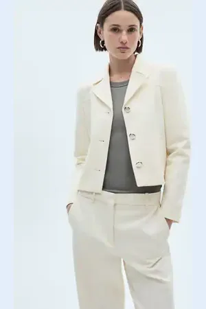 MANGO Chaqueta solapas botones metálicos