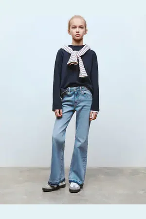 MANGO KIDS Jeans flare bajo deshilachado 2