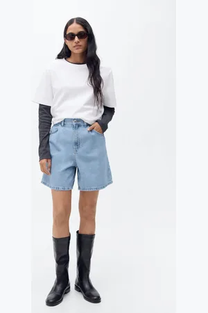 MANGO Bermudas detalle pinzas
