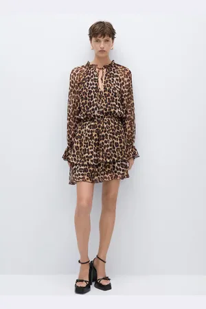 MANGO Vestido evasé estampado leopardo