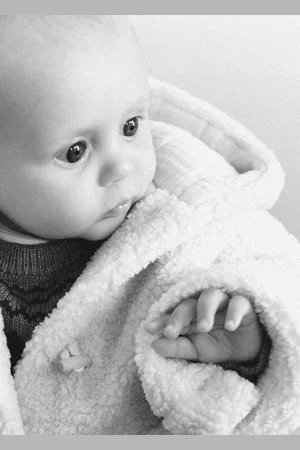 MANGO BABY Abrigo borreguito capucha 2 meses