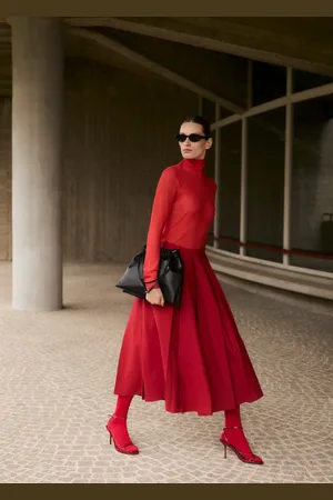 MANGO Bolso piel estilo saco Unitalla