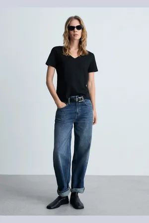 MANGO Camiseta algodón cuello pico