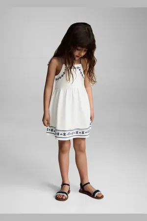 MANGO BABY Vestido detalles bordados 4 años