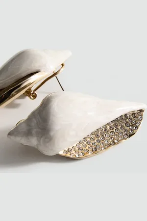 MANGO Pendientes concha detalle strass Unitalla