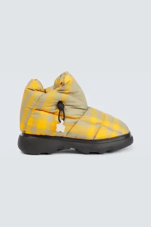 Burberry Check boots