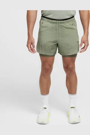 Nike Shorts de correr Dri-FIT de 13 cm repelentes al agua 2 en 1 para hombre Stride Running Division