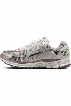 Nike Tenis para mujer Zoom Vomero 5