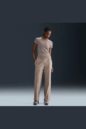 Nike Pantalones de velour de tiro medio para mujer Sportswear Chill Knit