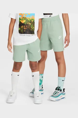 Nike Sportswear Club Shorts de tejido Knit de 15 cm para niños talla grande
