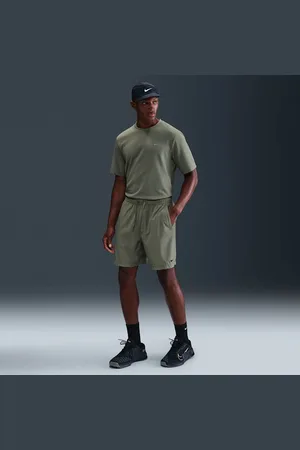Nike Shorts Dri-FIT de 18 cm versátiles sin forro para hombre Form