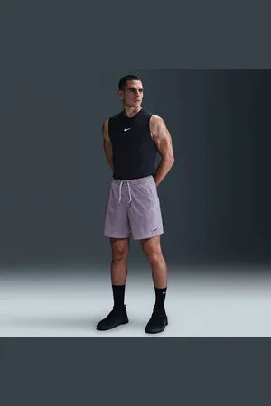 Nike Shorts versátiles Dri-FIT de 18 cm sin forro para hombre Form