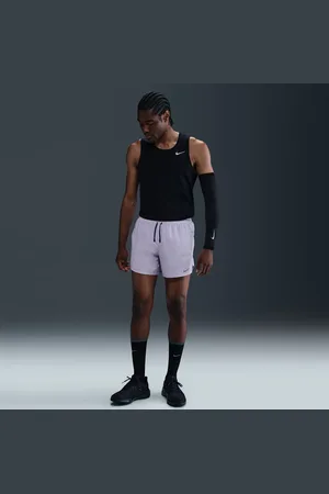 Nike Shorts de correr Dri-FIT de 13 cm con forro de ropa interior para hombre Stride