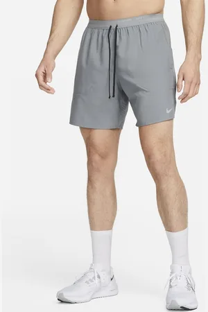 Nike Shorts de correr Dri-FIT de 18 cm con forro de ropa interior para hombre Stride - - 50% materiales sostenibles