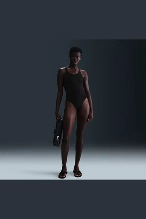 Nike Swim Fusion Traje de baño de una pieza con espalda deportiva HydraLock para mujer