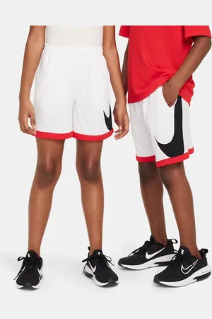 Nike Multi+ Shorts de entrenamiento Dri-FIT para niños talla grande