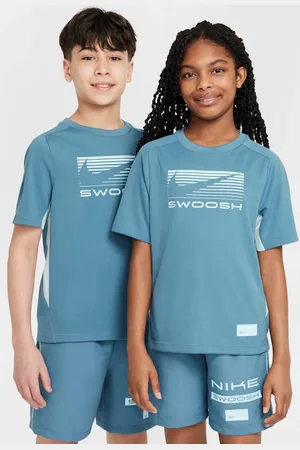 Nike Multi Playera de manga corta Dri-FIT para niño talla grande