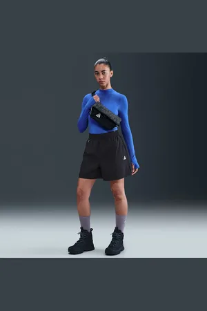 Nike Shorts ripstop Repel de tiro medio para mujer ACG