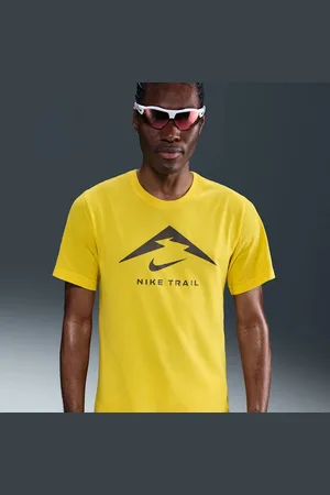 Nike Playera de trail running para hombre Dri-FIT