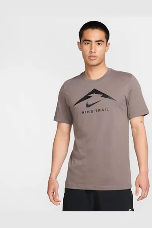 Nike Playera de trail running para hombre Dri-FIT
