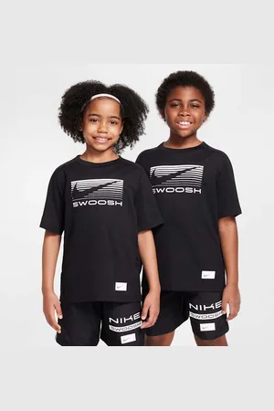 Nike Multi Playera de manga corta Dri-FIT para niño talla grande