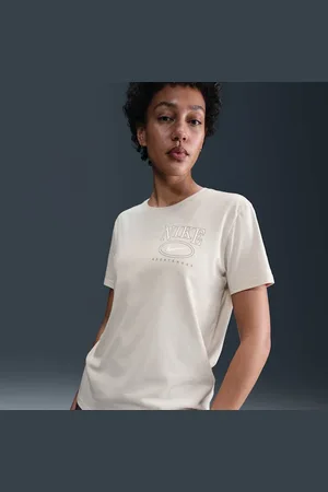 Nike Playera de manga corta con gráfico para mujer Sportswear Club