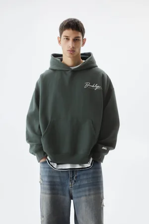 Sudadera One Piece - PULL&BEAR