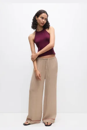 Pull&Bear Pantalón Fluido Estampado