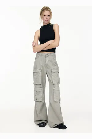 Pull&Bear Pantalón Cargo Multibolsillos