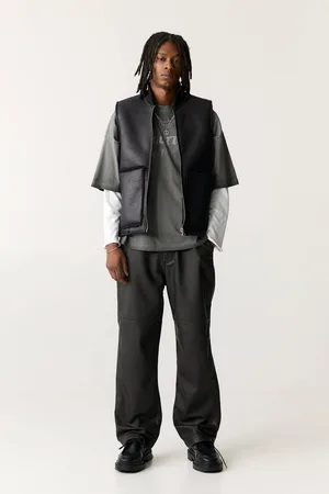 Pull&Bear Pantalón Baggy Efecto Piel