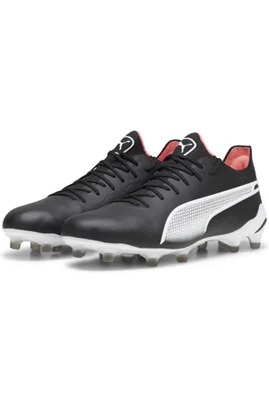 PUMA Tacos de Fútbol KING ULTIMATE FG/AG en Talla 26.5 en Negro |