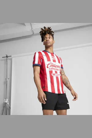 PUMA Jersey para Hombre Chivas Home Replica 24-25 en Talle Chica Rojo