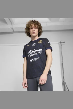 PUMA Jersey Chivas para Hombre Alternativo Réplica 25 en Talle Chica Navy