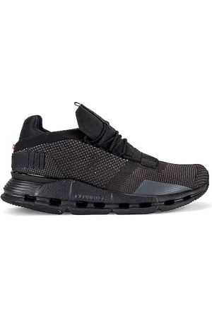 On Running Zapatillas deportivas cloudnova en color negro talla 8 en - Black. Talla 8 (también en 8.5).
