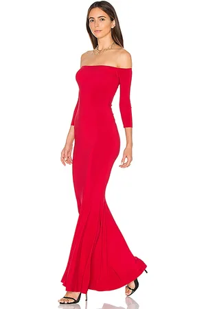 Norma Kamali Bata de cola de pescado con hombro descubierto en color talla L en - Red. Talla L (también en M).