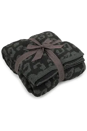Barefoot Dreams Poncho cozychic barefoot en the wild throw en color charcoal talla all en - Charcoal. Talla all.