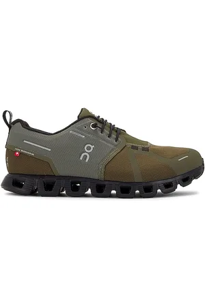 On Running Calzado cloud 5 en color verde oliva talla 7 en - Olive. Talla 7 (también en 7.5, 8).