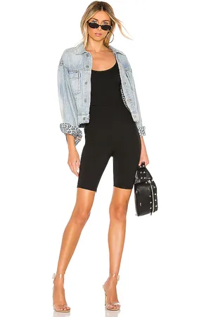 superdown Mono short rollo motero nadia en color talla L en - Black. Talla L (también en XL).