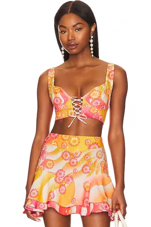 Agua Bendita X revolve kaia top en color amarillo talla M en - Yellow. Talla M (también en S).