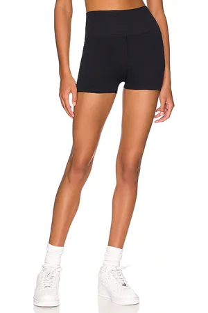 Spiritual Gangster Amor high waist shortie en color talla M/L en - Black. Talla M/L (también en XS/S).