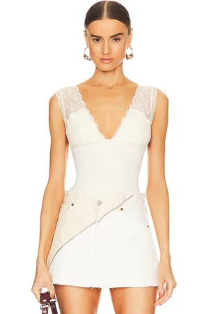Free People X intimately fp power play cami en color ivory talla L en - Ivory. Talla L (también en M, S, XL, XS).