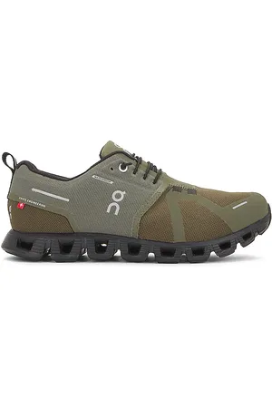 On Running Zapatilla deportiva cloud 5 en color verde talla 7 en - Green. Talla 7 (también en 7.5, 8).