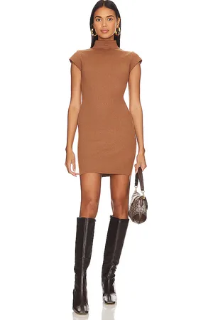 LINE & DOT Mini vestido tipo suéter rumi en color bronce talla L en - Tan. Talla L (también en M, S, XL).