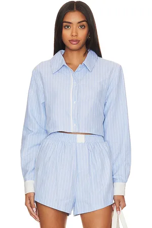SNDYS X revolve darian stripe top en color bebe azul talla XL en - Baby Blue. Talla XL (también en XS, XXL, XXS).