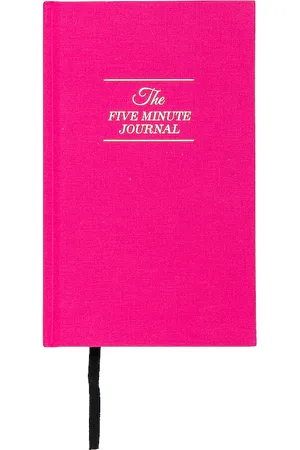 INTELLIGENT CHANGE Diario x revolve five minute journal en color rosado talla all en - Pink. Talla all.