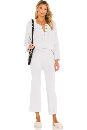 Free People Conjunto hailey en color gris claro talla L en - Light Grey. Talla L (también en M, S, XL, XS).