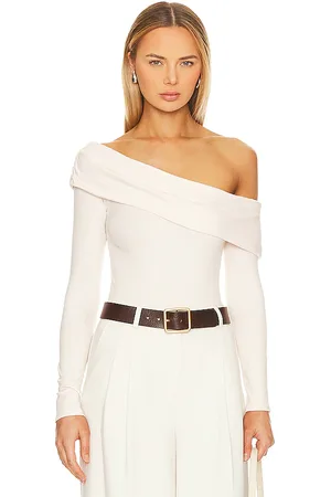ASTR Body lenore en color crema talla L en - Cream. Talla L (también en XL).