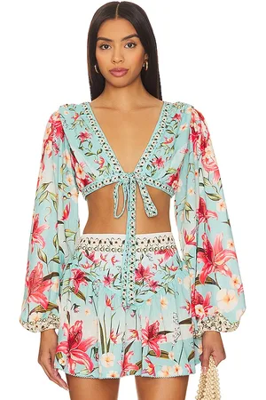 Agua Bendita Blusa con cierre frontal klemen en color bebe azul talla L en - Baby Blue. Talla L (también en XL).