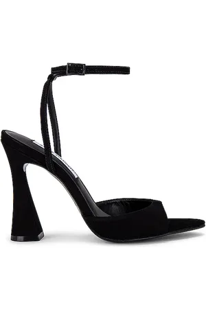 Steve Madden Sandalia beki en color negro talla 10 en - Black. Talla 10 (también en 8.5, 9.5).
