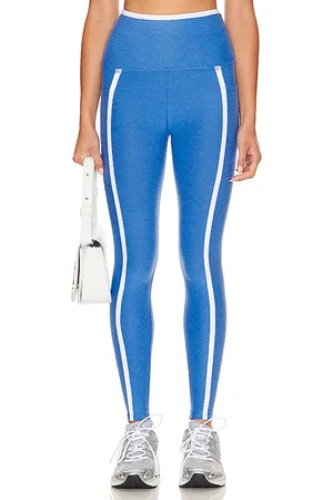 Beyond Yoga Spacedye new moves high waisted midi legging en color bebe azul talla S en - Baby Blue. Talla S